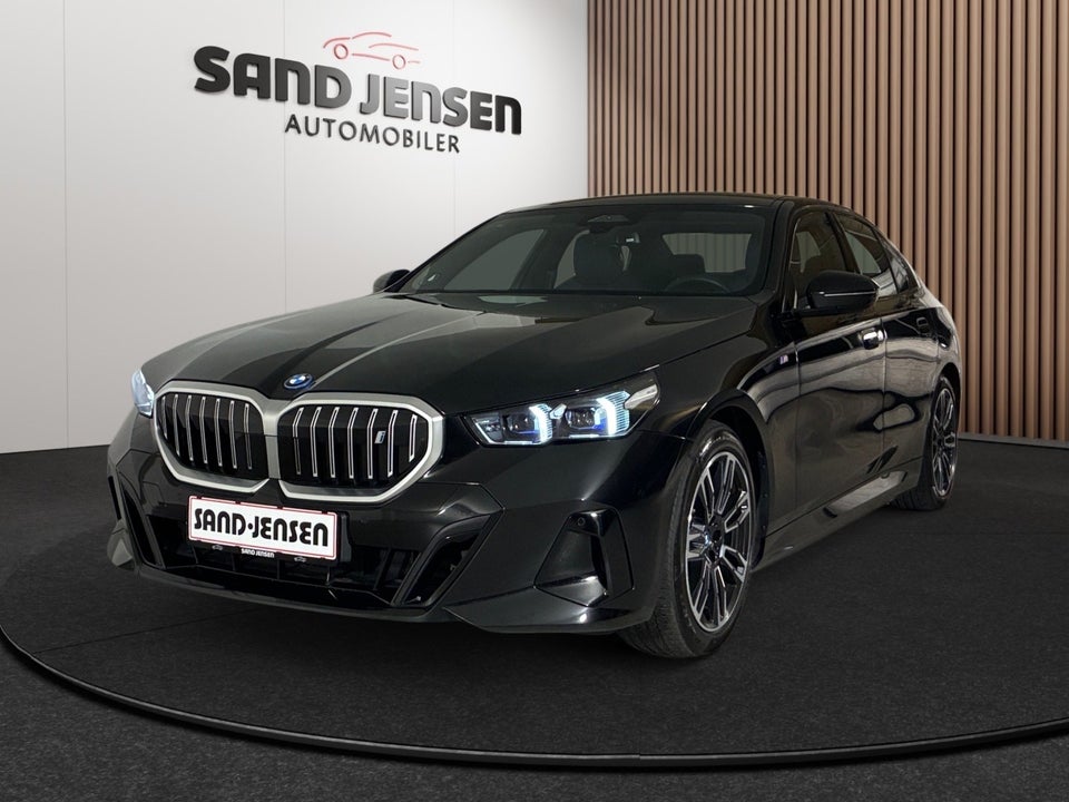 BMW i5 eDrive40 M-Sport 4d