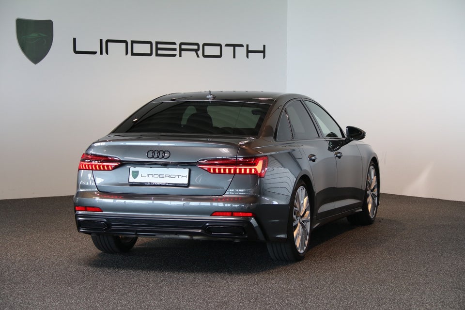 Audi A6 55 TFSi S-line quattro S-tr. 4d
