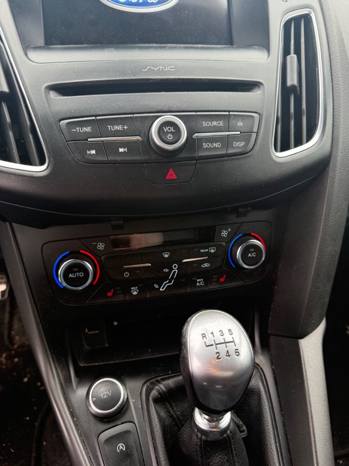 Ford Focus 1,0 SCTi 125 ST-Line 5d