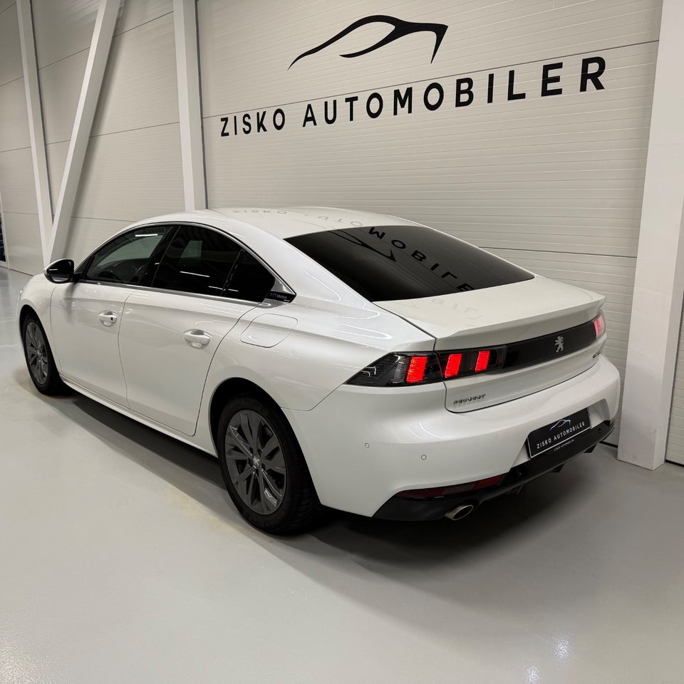 Peugeot 508 1,6 Hybrid Allure EAT8 5d