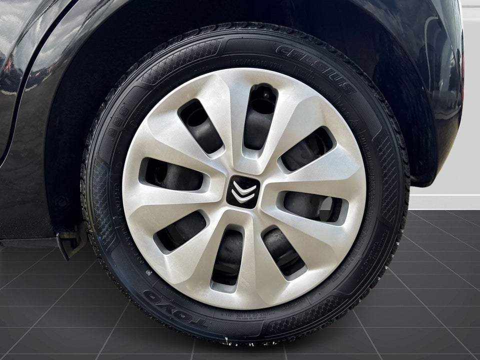 Citroën C1 1,0 VTi Shine 5d