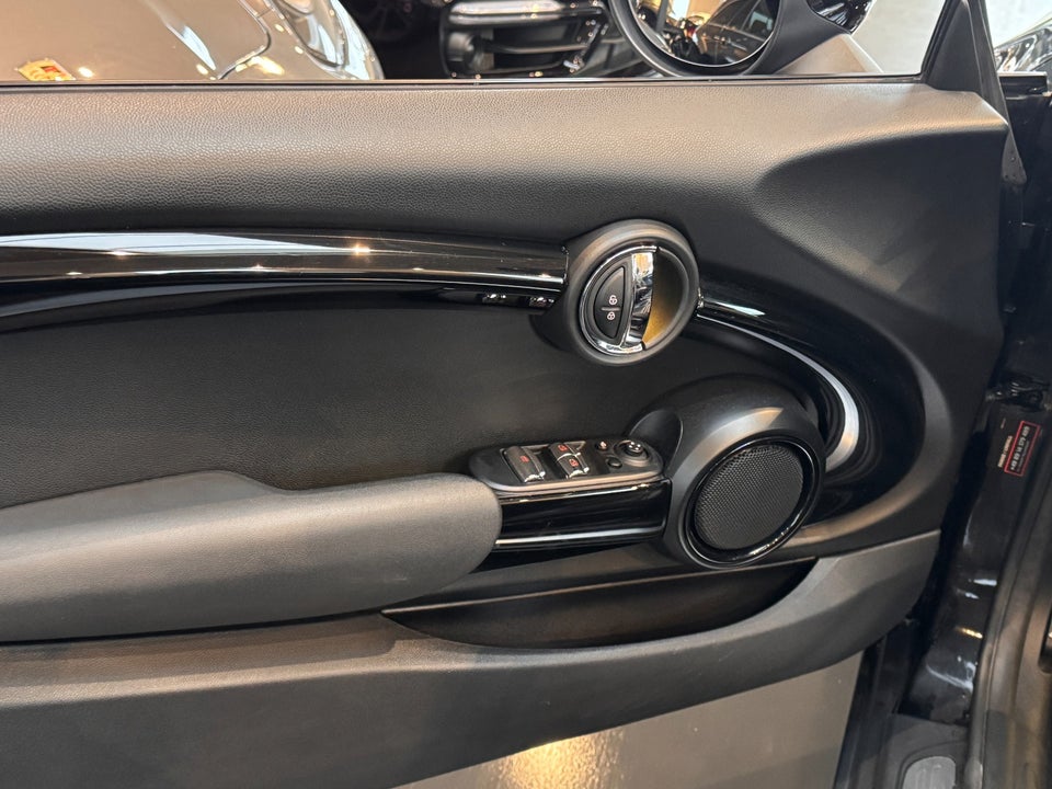 MINI Cooper 1,5 Experience Cabriolet aut. 2d