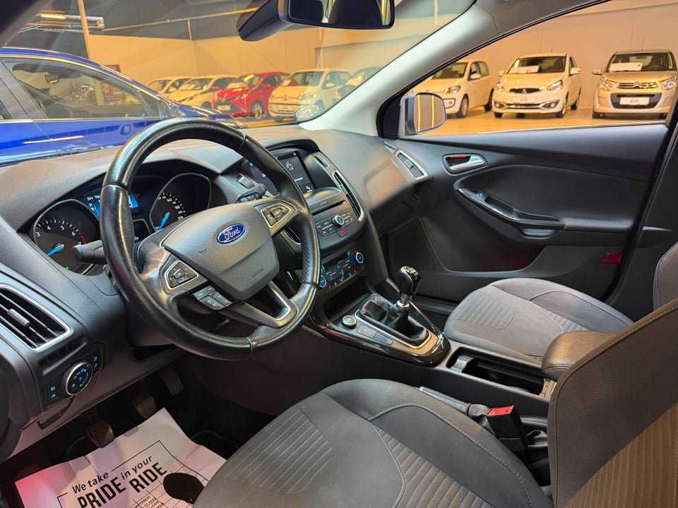 Ford Focus 1,0 SCTi 125 Titanium stc. 5d