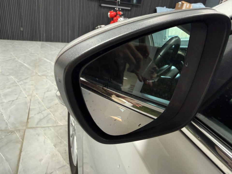 Ford Focus 1,0 EcoBoost mHEV Titanium stc. 5d