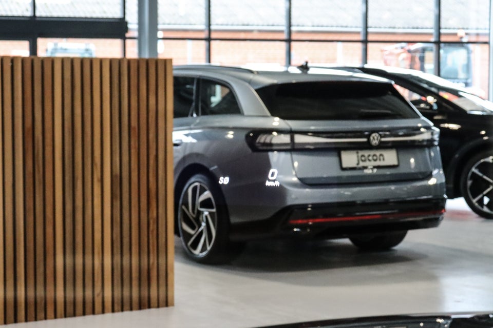 Mercedes EQC400 AMG Line 4Matic 5d