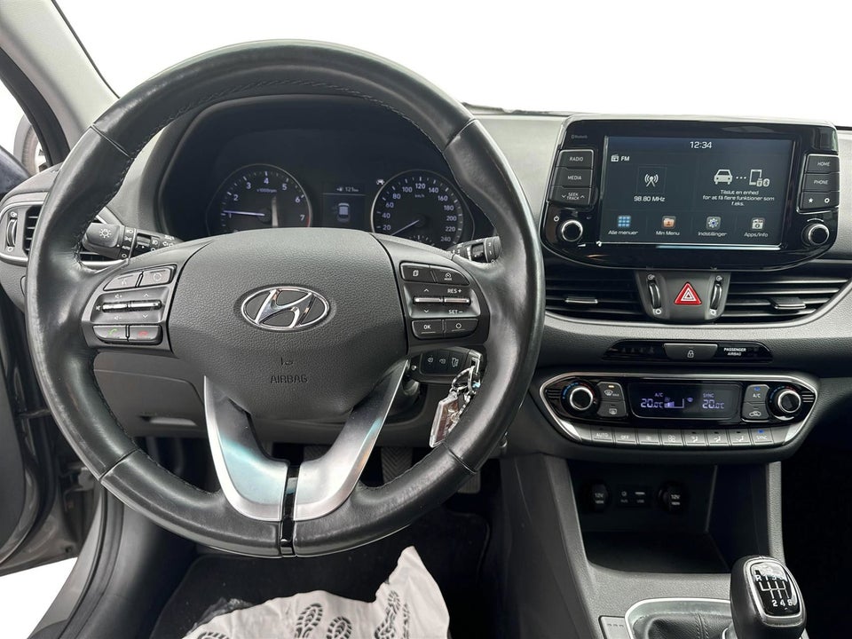 Hyundai i30 1,0 T-GDi Life 5d