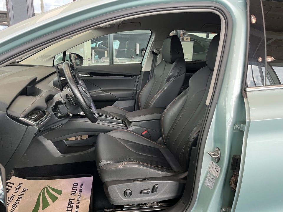 Skoda Enyaq 80 iV Suite 5d