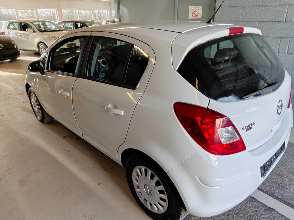 Opel Corsa 1,2 16V Cool 5d