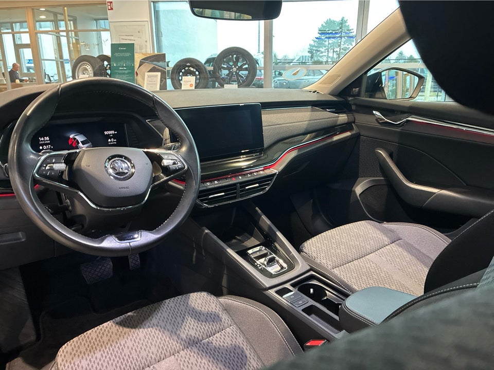 Skoda Octavia 1,4 TSi iV Plus DSG 5d