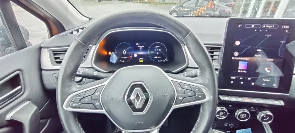 Renault Captur 1,6 E-Tech Intens 5d