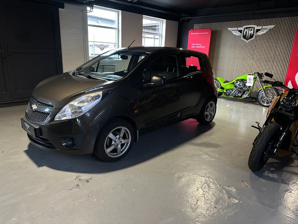 Chevrolet Spark 1,0 LS 5d