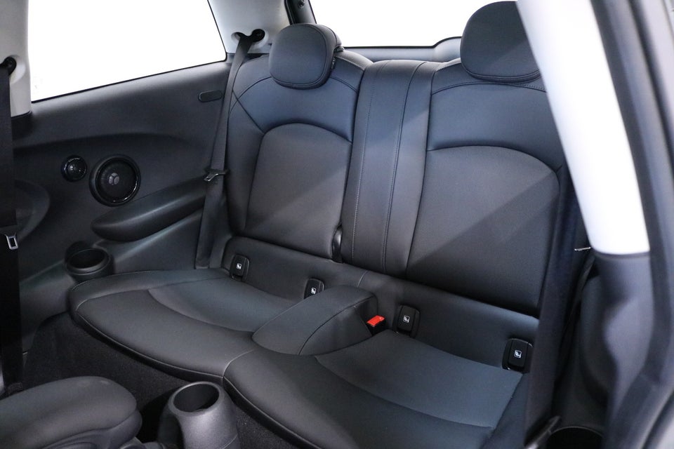 MINI Cooper SE Edition Premium Plus 3d
