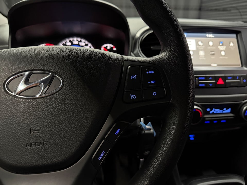 Hyundai i10 1,0 Touch 5d