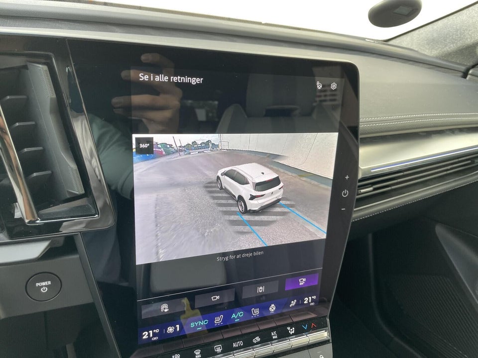 Renault Scenic E-Tech 87 Iconic 5d