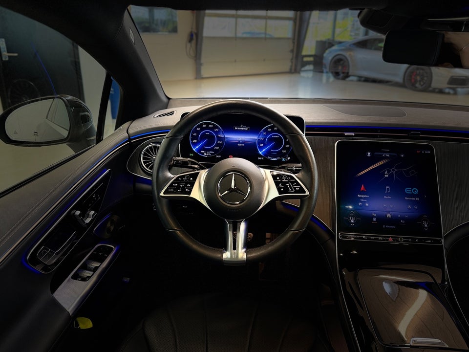 Mercedes EQE350 AMG Line Premium Plus 4d