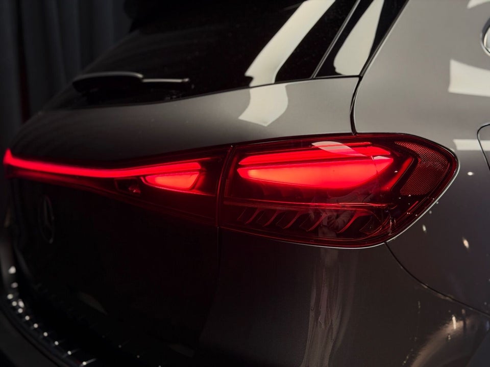 Mercedes EQA250+ Progressive 5d