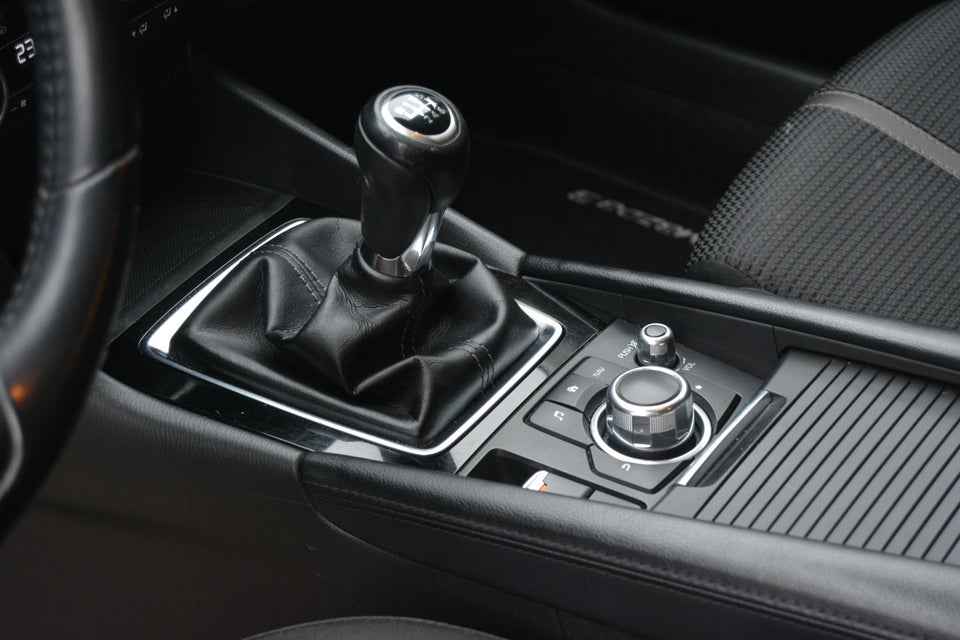Mazda 3 2,2 SkyActiv-D 150 Optimum 5d