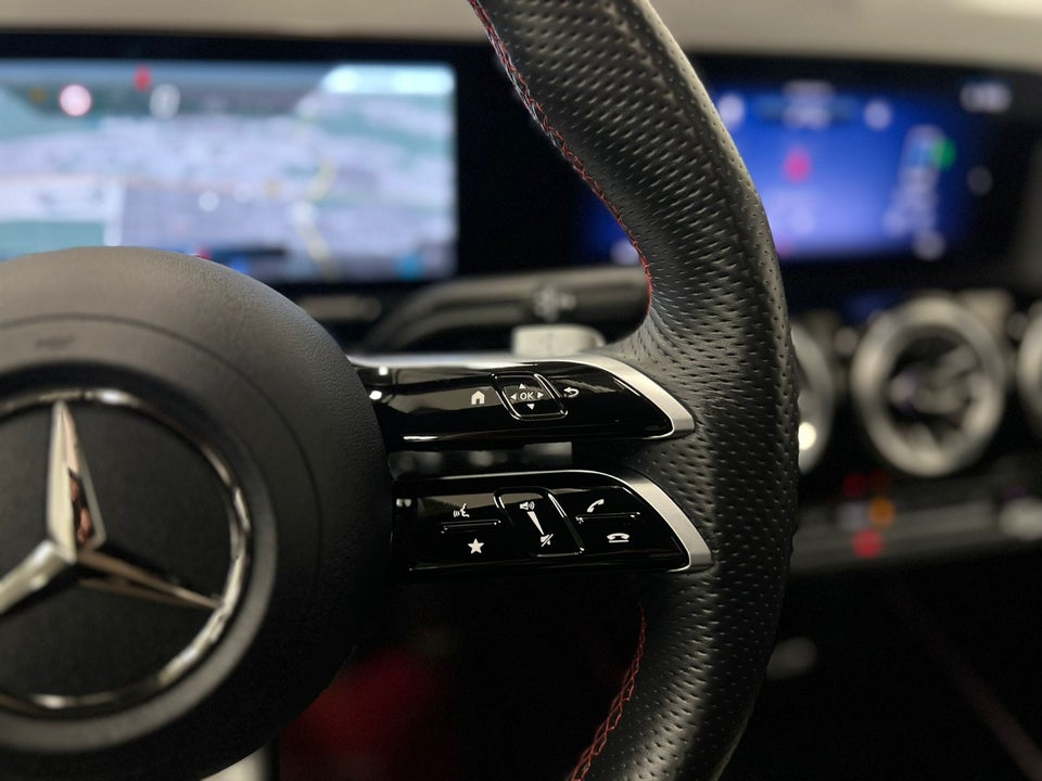 Mercedes EQA250 AMG Line 5d