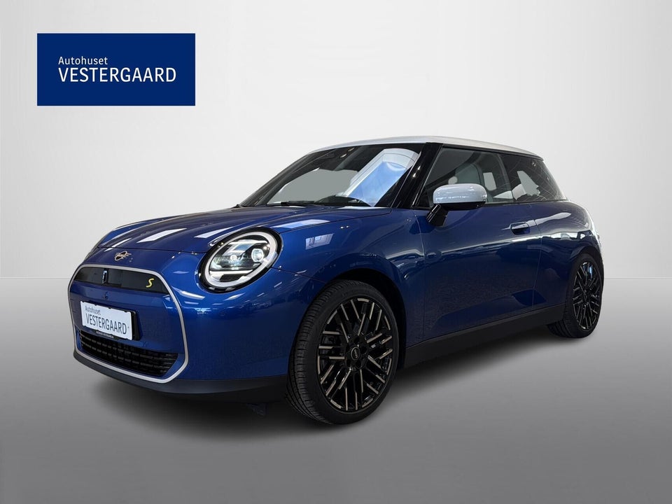 MINI Cooper SE Favoured Trim M 3d