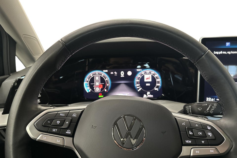 VW Golf VIII 1,5 eTSi 150 Life Edition DSG 5d