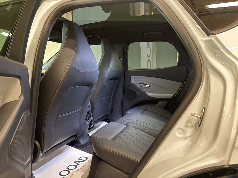 Ford Capri 82 Premium Extended Range 5d