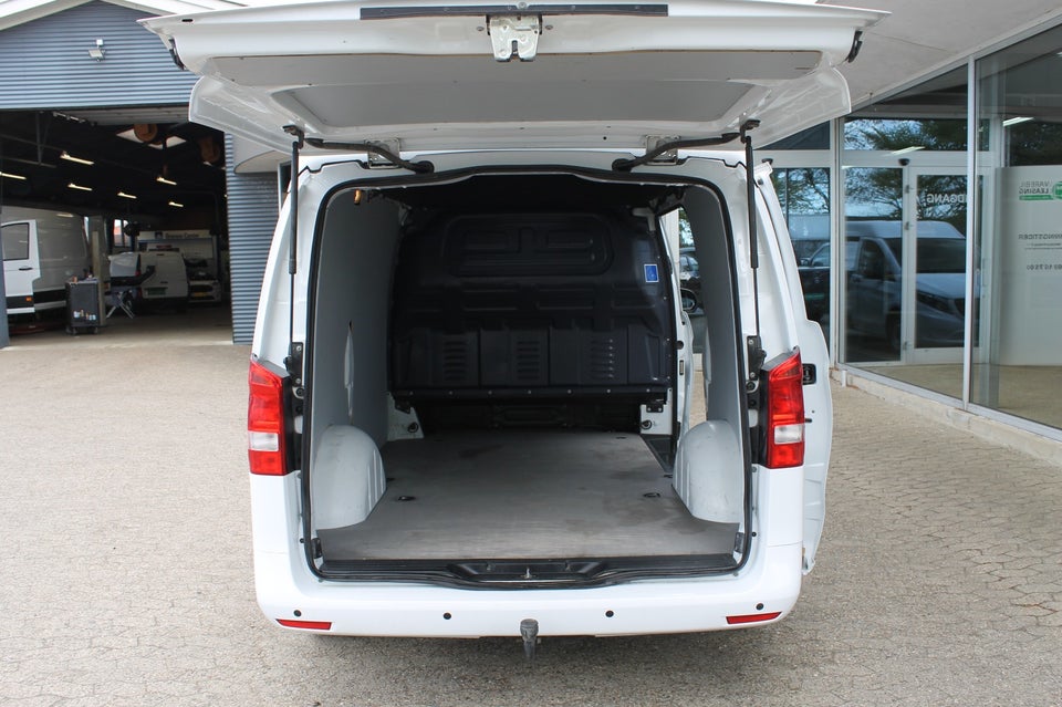 Mercedes Vito 116 2,0 CDi Kassevogn aut. L RWD