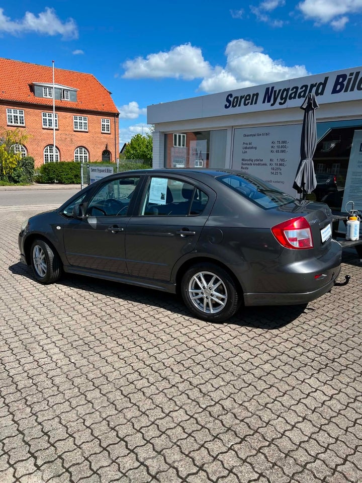 Suzuki SX4 1,6 GLX 4d
