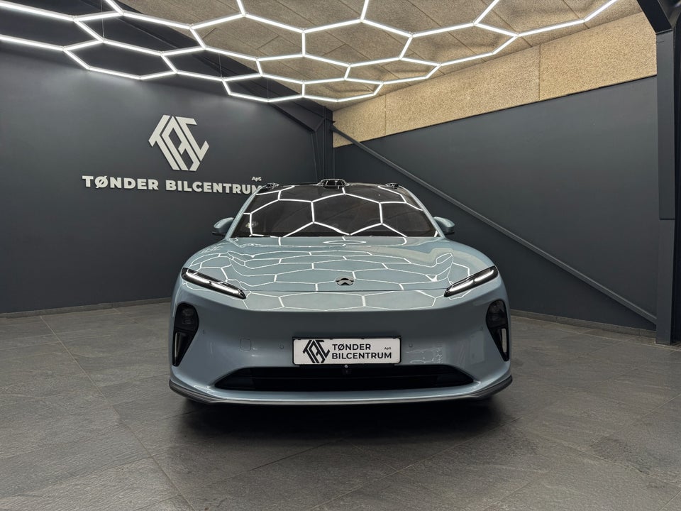 NIO ET5 100 Long Range 4d