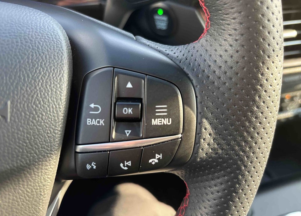 Ford Kuga 2,5 PHEV ST-Line X CVT 5d