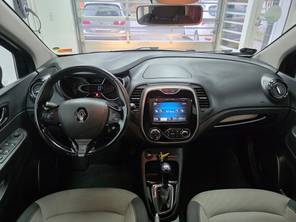 Renault Captur 1,2 TCe 120 Expression EDC 5d