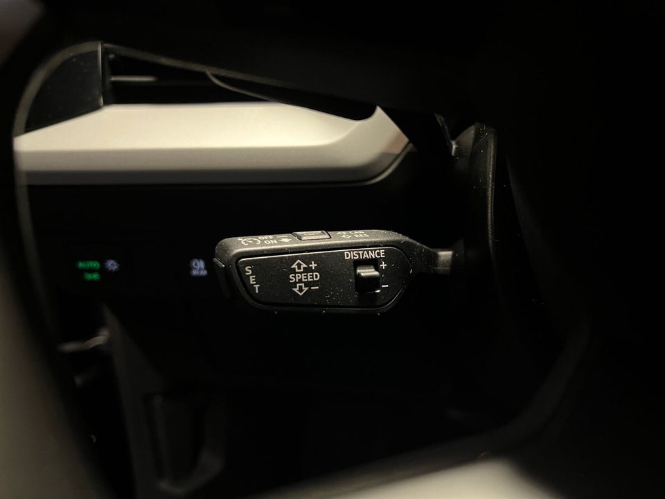 Audi Q4 e-tron 40  5d