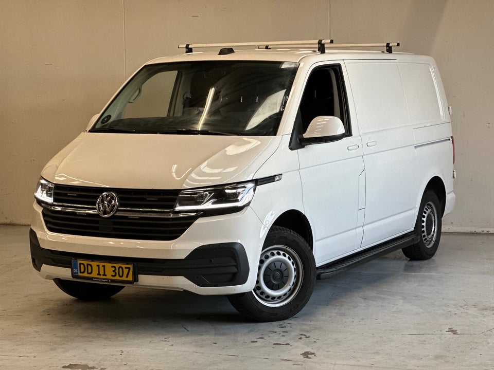 VW Transporter 2,0 TDi 150 Kassevogn DSG kort