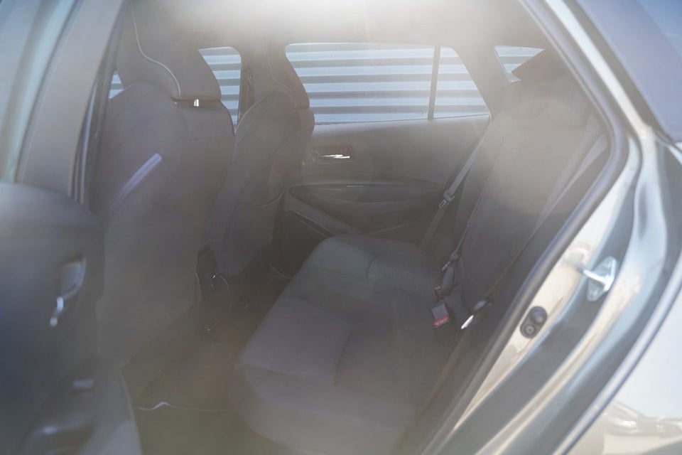 Toyota Corolla 1,8 Hybrid H3 Smart Touring Sports MDS 5d