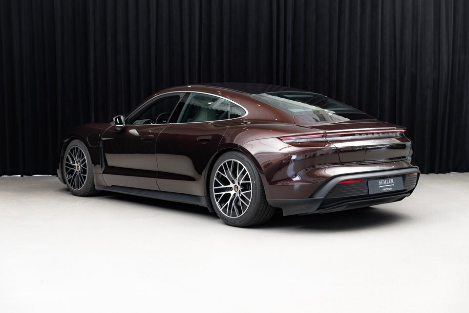 Porsche Taycan 4S Performance+ 4d