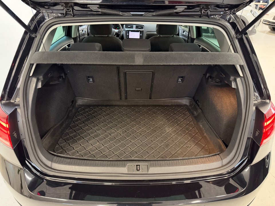 VW Golf VII 1,4 TSi 125 Highline DSG 5d
