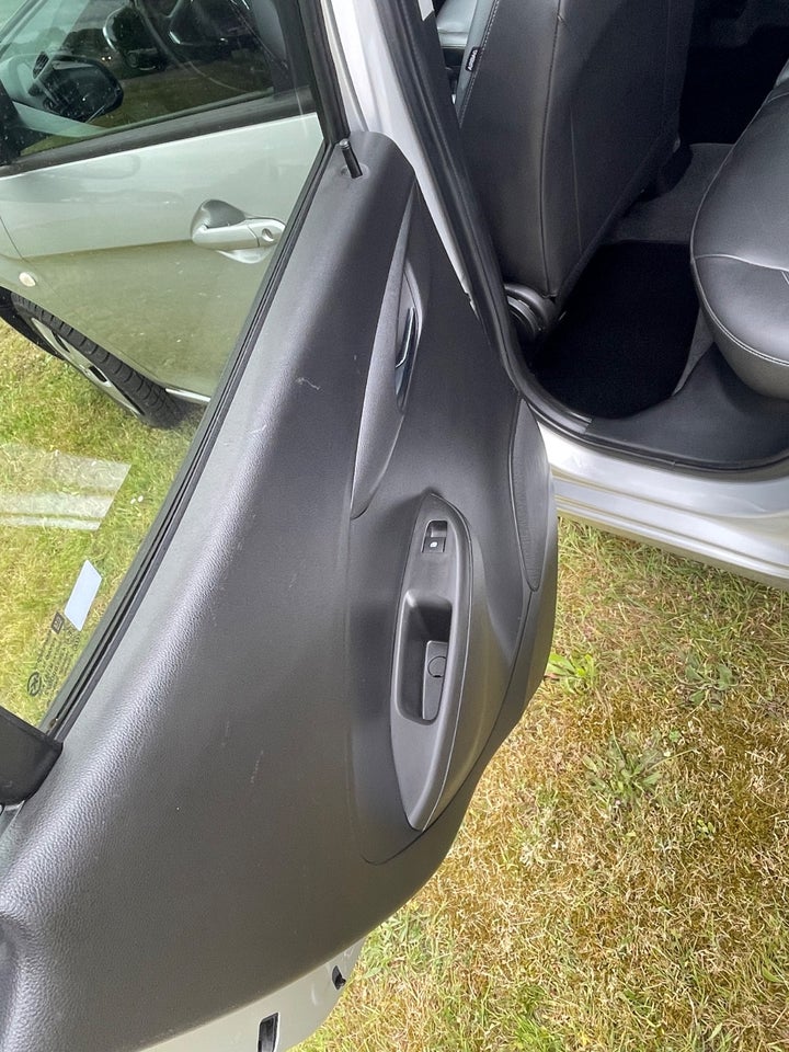 Opel Karl 1,0 Cosmo 5d