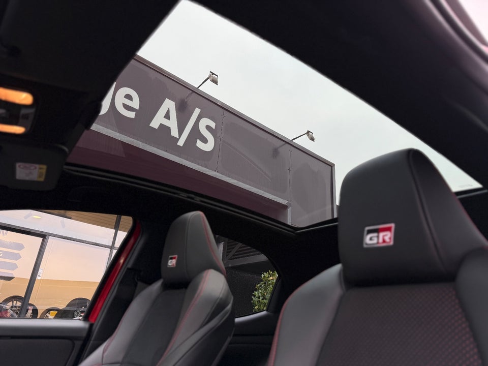 Toyota Yaris 1,5 Hybrid GR Sport e-CVT 5d