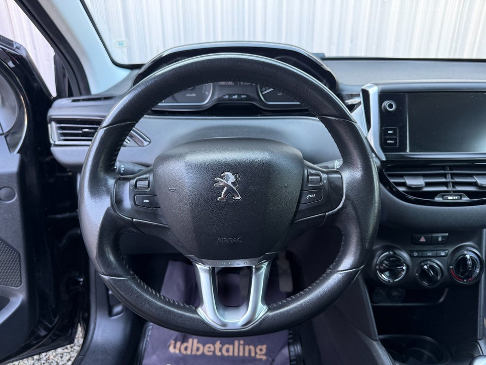 Peugeot 208 1,0 VTi Active+ 5d
