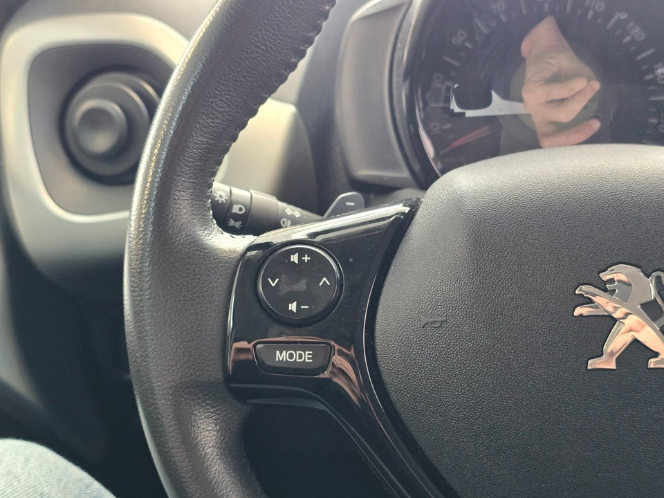 Peugeot 108 1,0 VTi 69 Active ESG 5d