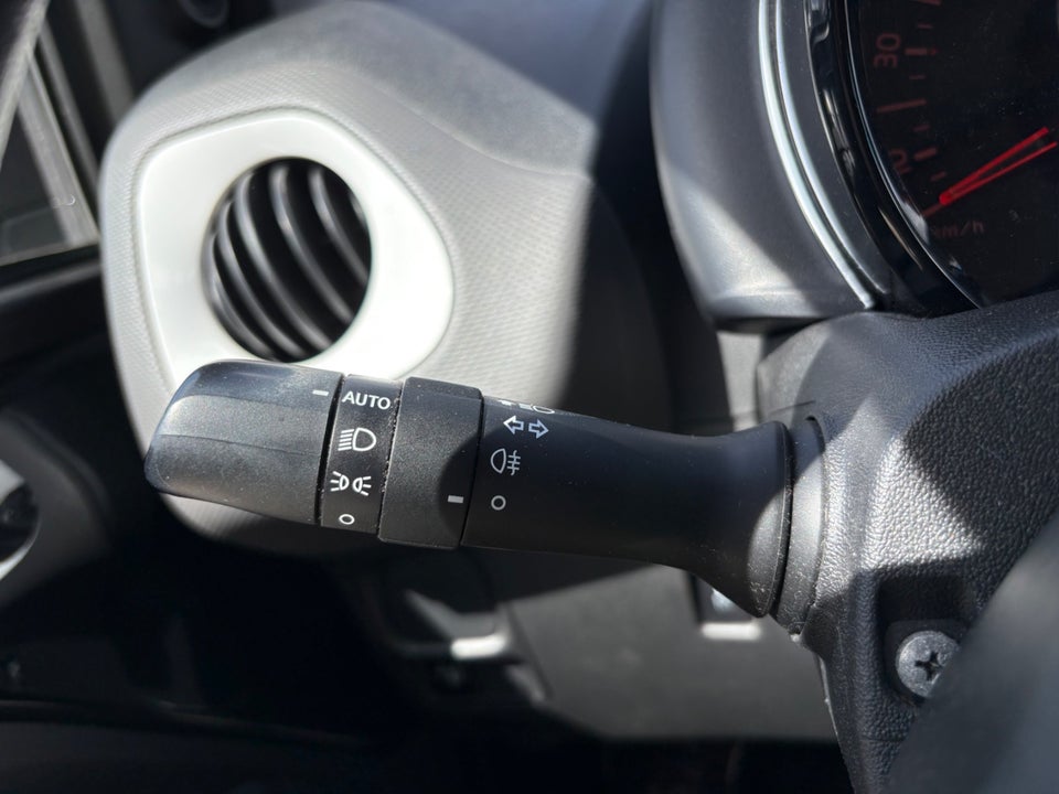 Citroën C1 1,0 VTi Feel 5d