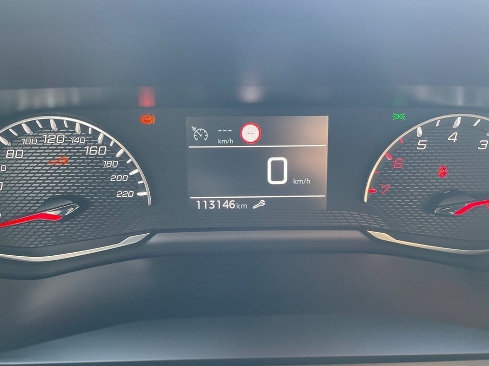 Peugeot 208 1,2 PureTech 100 Allure 5d