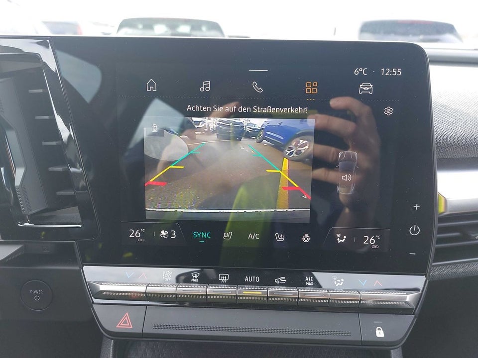 Renault Megane E-Tech 40 Equilibre 5d