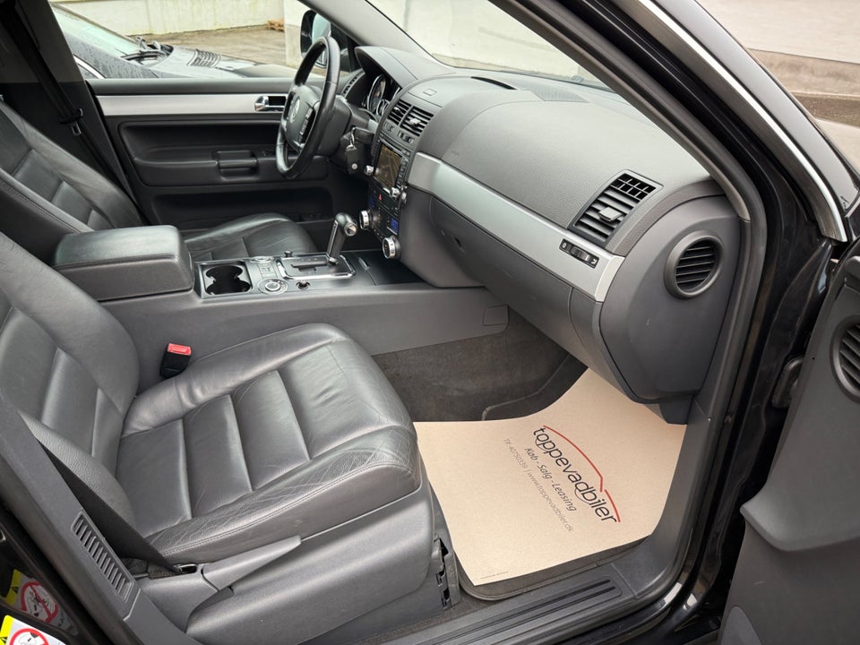 VW Touareg 3,0 TDi 4Motion Van 5d
