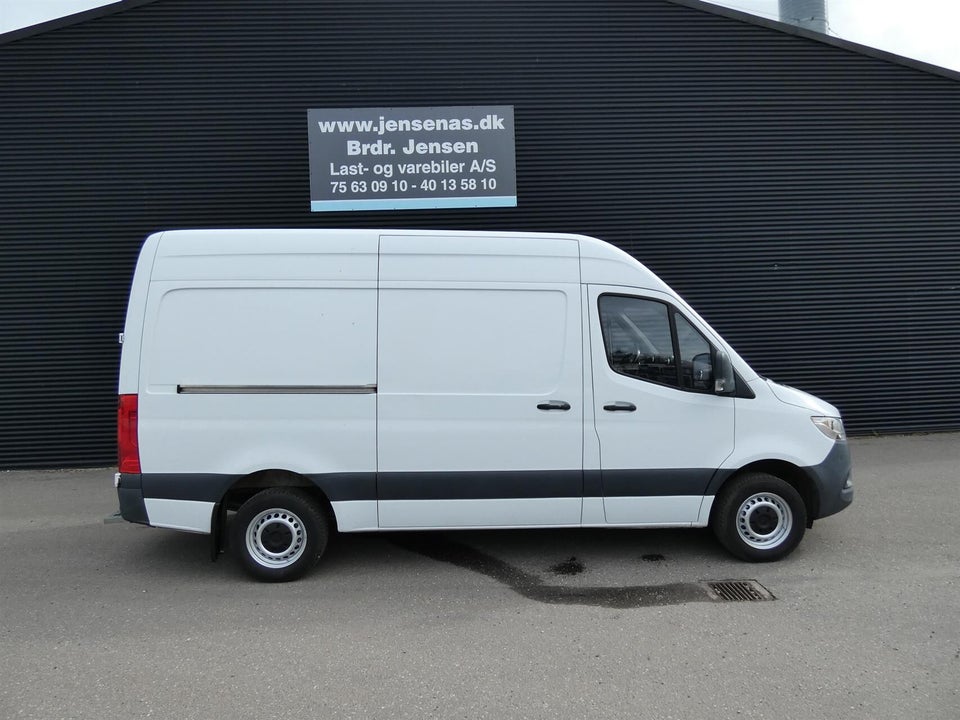 Mercedes Sprinter 319 3,0 CDi A2 Kassevogn aut. RWD