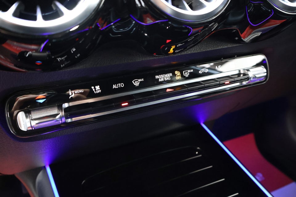 Mercedes EQB300 4Matic 5d