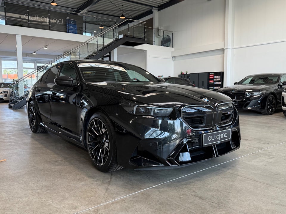 BMW M5 4,4 xDrive aut. 4d