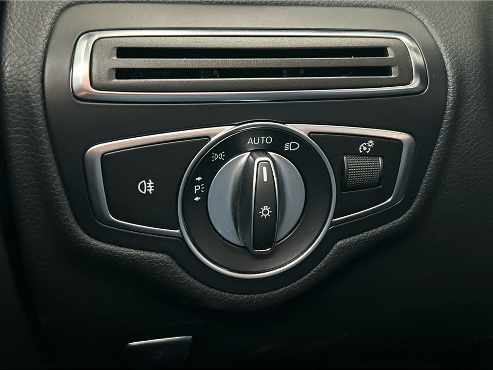 Mercedes C220 d 2,0 Advantage aut. 4d