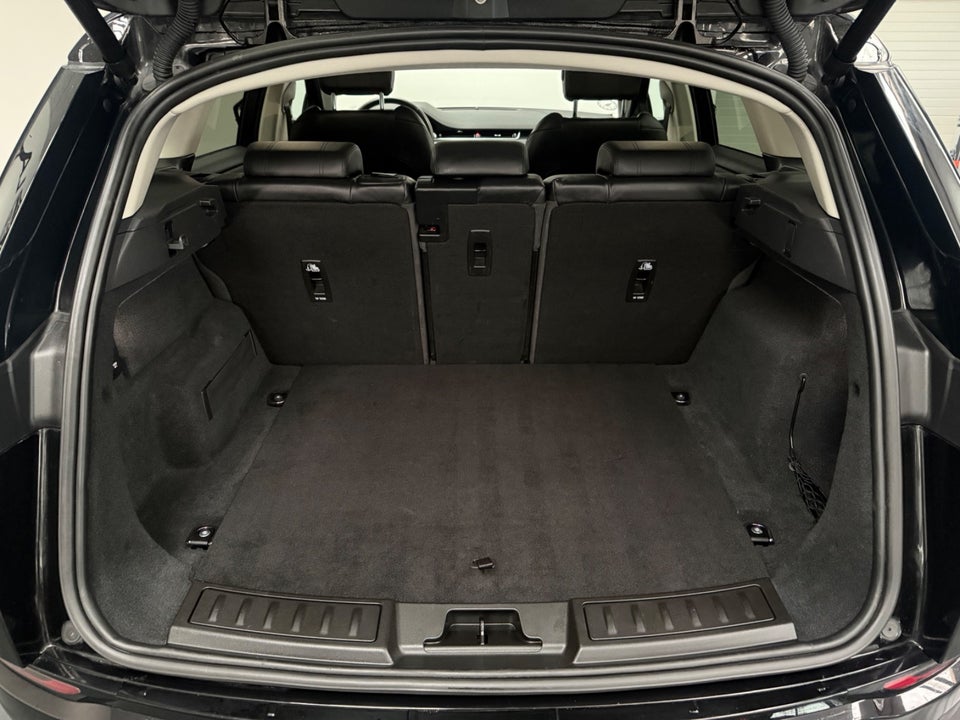 Land Rover Range Rover Evoque 1,5 P300e SE aut. 5d