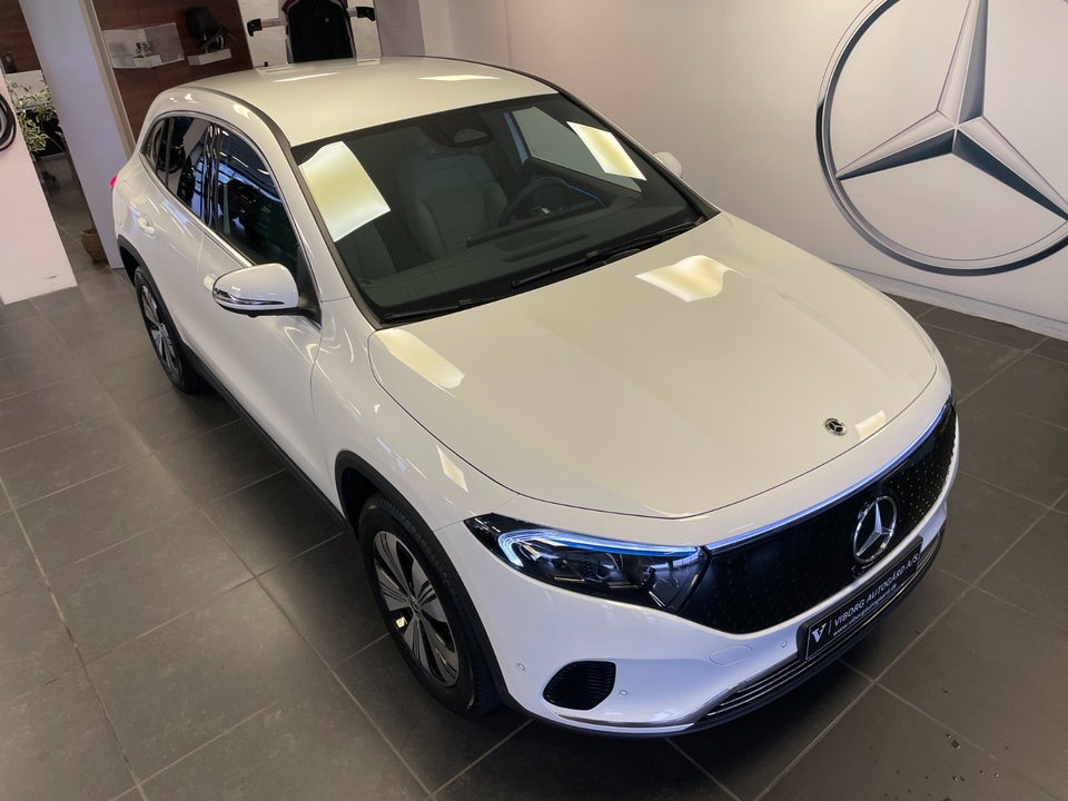 Mercedes EQA350 4Matic 5d