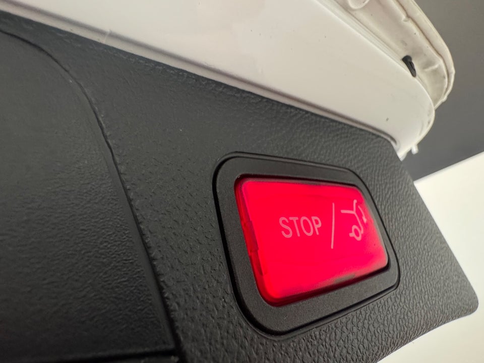 Mercedes C300 de 2,0 AMG Line stc. aut. 5d